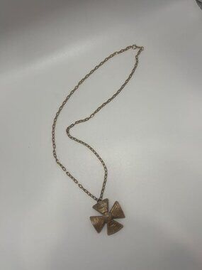 Vintage 1970s Accessocraft N.Y.C. Gold Vintage Textured Pendant Necklace